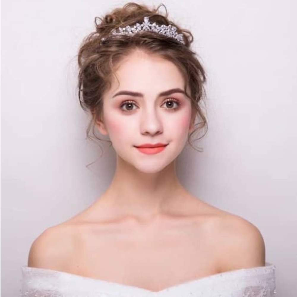 Floral Cubic Zirconia Bridal Tiara